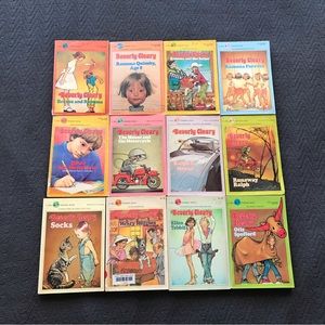 Vintage Beverly Cleary Book Collection Ramona Ralph Mouse Motorcycle Socks Henry